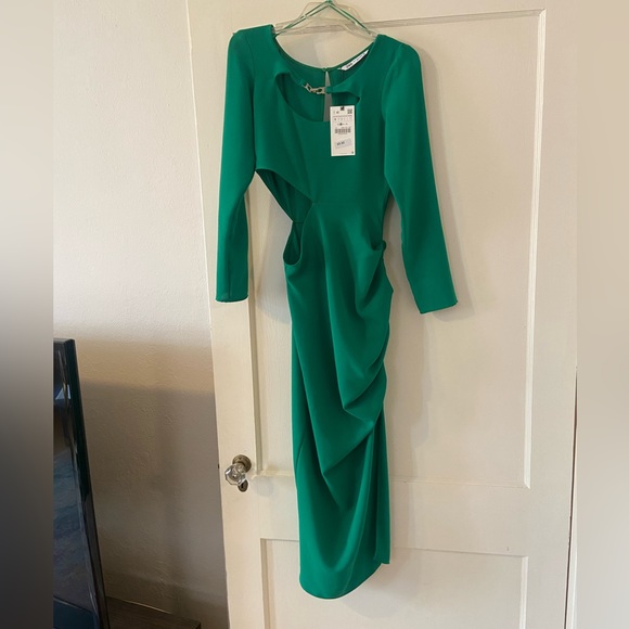 ZARA DRESS - Picture 3 of 9